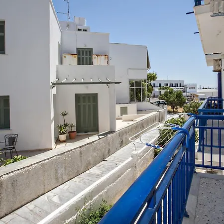 Cozy Flat In Tinos